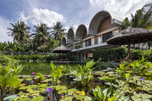Ben Tre Bungalow  / VTN Architects (Vo Trong Nghia Architects) - Image 5 of 18