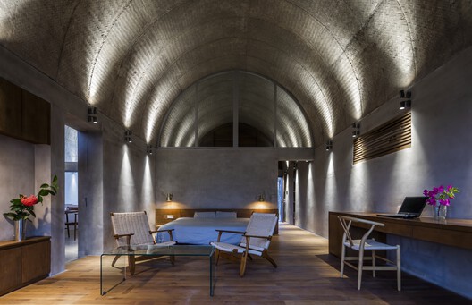 Ben Tre Bungalow  / VTN Architects (Vo Trong Nghia Architects) - Interior Photography, Dining room