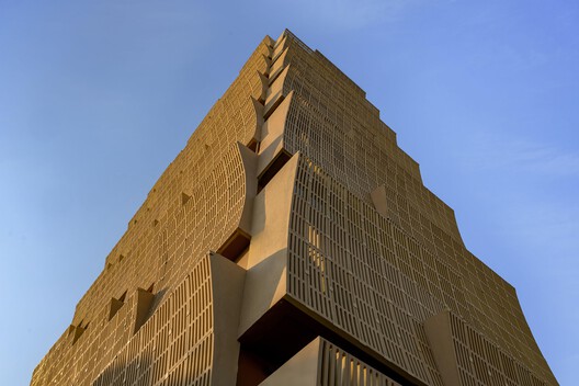 Cielo Apartment / Sanjay Puri Architects Cielo Apartment / Sanjay Puri Architects - Exterior Photography