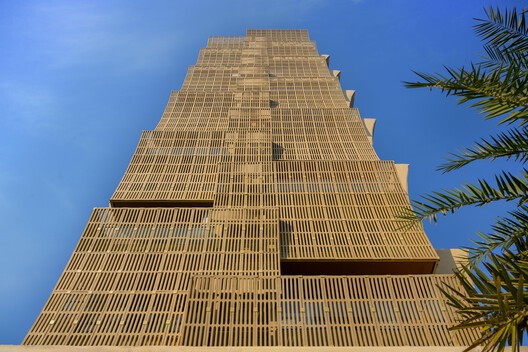 Cielo Apartment / Sanjay Puri Architects Cielo Apartment / Sanjay Puri Architects - Exterior Photography