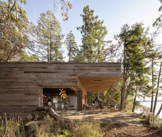 91.0 House / Omer Arbel - Exterior Photography, Wood