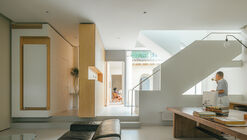 PARENTS’ House / YES.ARCH