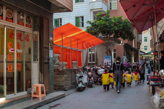 Orange Fence / TAG - Interior Photography