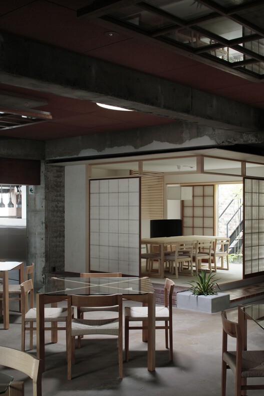 Dining Above the Depot / mtthw - Interior Photography, Wood, Chair, Beam
