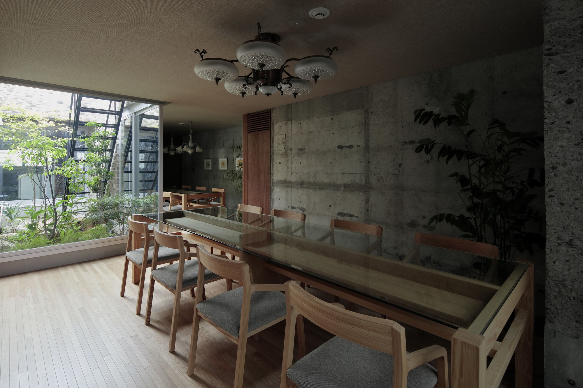 Gallery of Dining Above the Depot / mtthw - 16