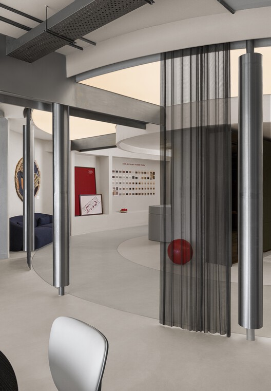 The Loop Experiential Retail Space  / Studio Dot  - Retail Interiors