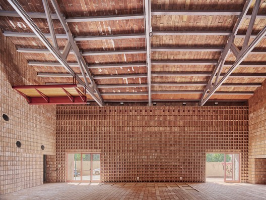 Rehabilitation of the Agricultural Cooperative for a Multipurpose and Cultural Space in Flix / Camps Felip Arquitecturia - Image 4 of 24