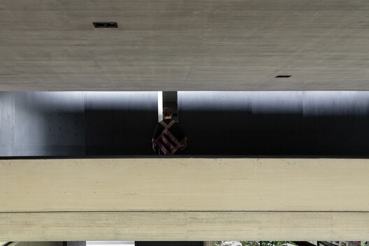 Casa na Floresta /  Gabriel Rivera Arquitectos - Imagem 17 de 29