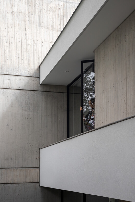 Casa na Floresta /  Gabriel Rivera Arquitectos - Imagem 19 de 29