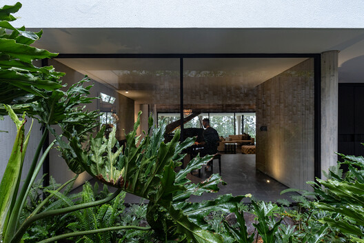 Casa na Floresta /  Gabriel Rivera Arquitectos - Fotografia de Exterior