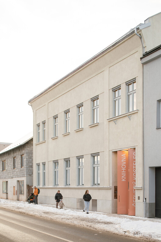 Library in Červený Kostelec / Papundekl Architects - Exterior Photography, Door, Concrete