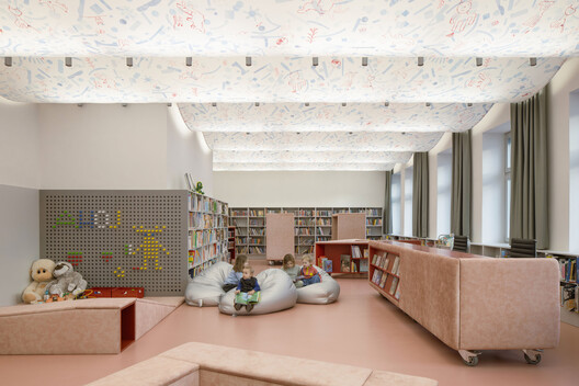 Library in Červený Kostelec / Papundekl Architects - Interior Photography, Living Room, Shelving