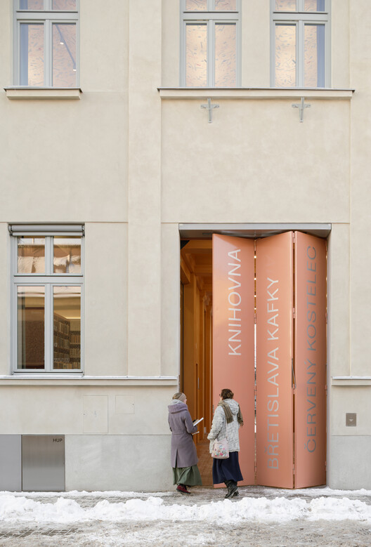Library in Červený Kostelec / Papundekl Architects - Image 7 of 34