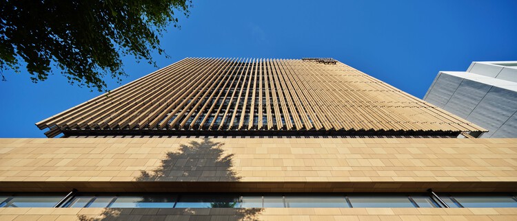 Hamamatsu Iwata Shinkin Bank Head Office and Main Branch / Nikken Sekkei - Image 7 of 28