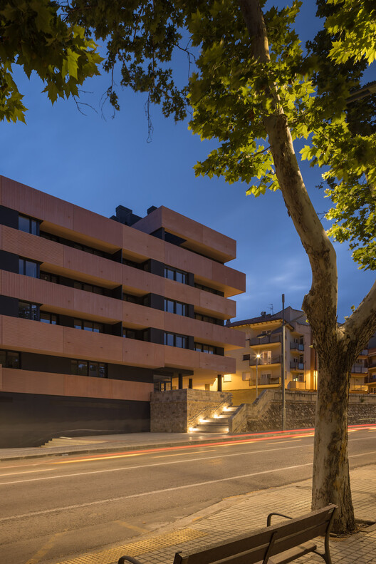 Edificio Magno En Teruel. España / Javier Prieto Arquitectos - Fotografía exterior