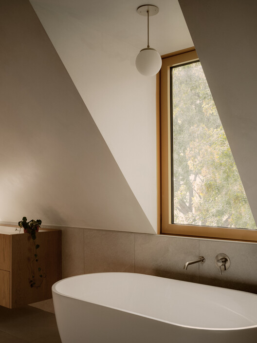 From the Shore Residence / MAJ - Mise à Jour - Interior Photography, Bathroom, Bathtub, Sink