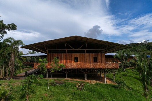 Sacred Yawanawa Village / Rosenbaum - Exterior Photography