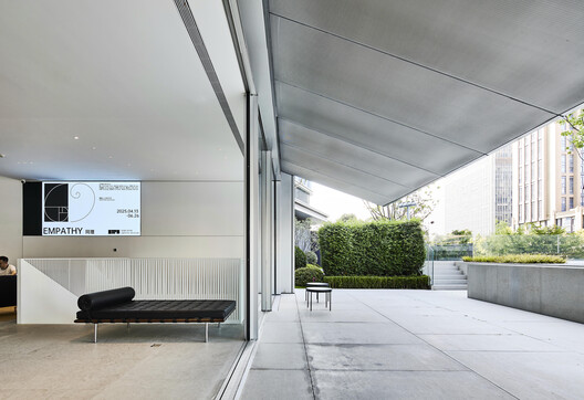 Hangzhou Empathy Museum / TAOA - Interior Photography, Glass, Chair