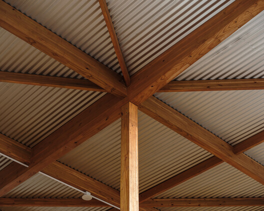 Sede Administrativa de la Asociación Tierra Indígena Xingu / 23 SUL + Santiago D'Ávila - Imagen 15 de 34