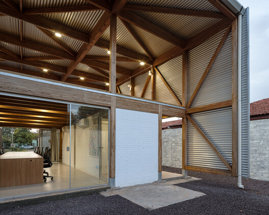 Sede Administrativa de la Asociación Tierra Indígena Xingu / 23 SUL + Santiago D'Ávila - Imagen 22 de 34