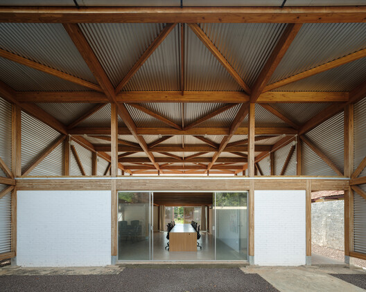 Sede Administrativa de la Asociación Tierra Indígena Xingu / 23 SUL + Santiago D'Ávila - Imagen 3 de 34