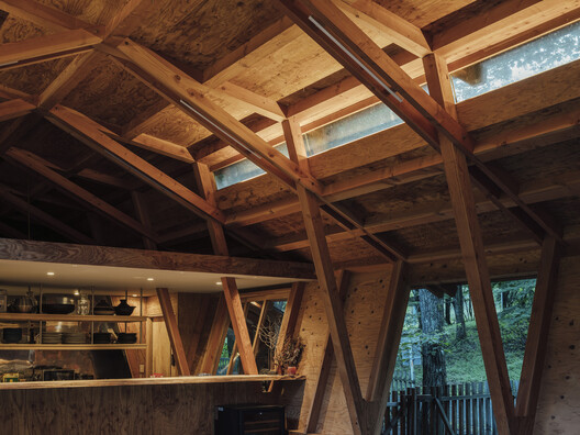 Three Roofs Timber Hall  / OOTT - Image 12 of 28