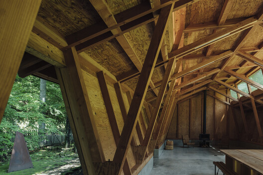 Three Roofs Timber Hall  / OOTT - Image 11 of 28