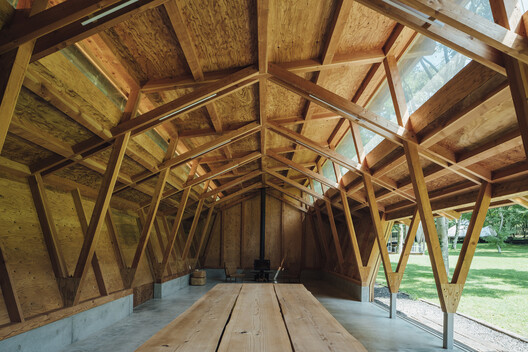 Three Roofs Timber Hall  / OOTT - Interior Photography, Wood, Beam