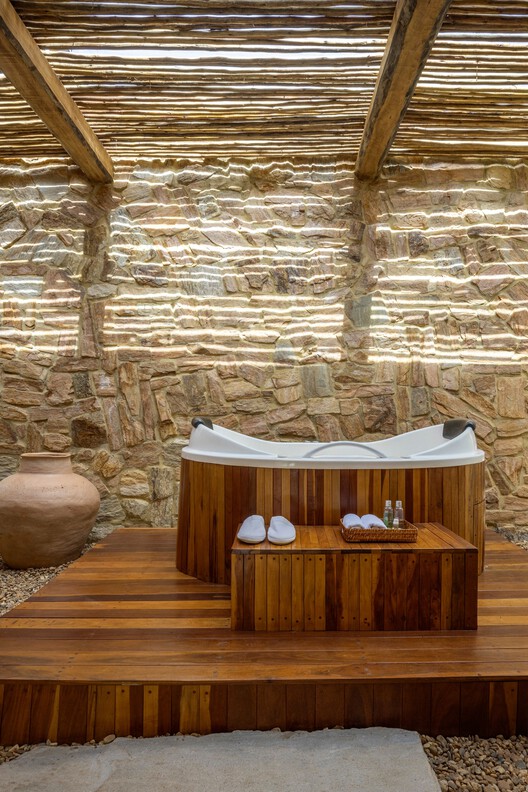 Spa / Angela Castilho Arquitetura e Interiores - Fotografia de Interiores, Banheira, Madeira, Banheiro