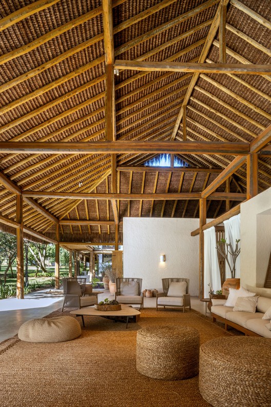 Spa / Angela Castilho Arquitetura e Interiores - Fotografia de Interiores, Sala de Estar, Madeira, Viga