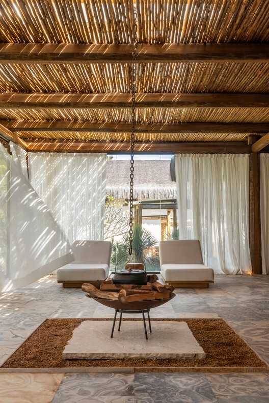 Spa / Angela Castilho Arquitetura e Interiores - Fotografia de Interiores, Sala de Estar, Madeira, Iluminação, Viga