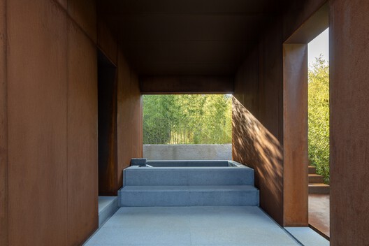 Mugok / 100A associates - Image 15 of 29