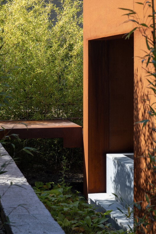 Mugok / 100A associates - Exterior Photography, Garden