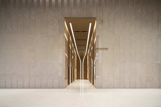 Guangzhou Baiyun (Tangxi) Station East Plot – Twin Towers Interior / DuShe Architectural Design - Image 4 of 25