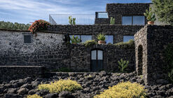 Villa Lava / Nábito Architects