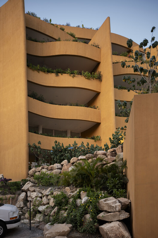 Carpinteros Residential Building / Zozaya Arquitectos - Image 9 of 27