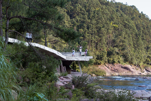 Fujian Wuyi Mountain National Park Moon Bay Observation Deck / CLAB Architects - Image 14 of 40