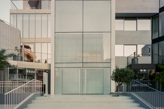 Art 1 Office / Neiheiser Argyros - Interior Photography, Kitchen, Glass, Balcony