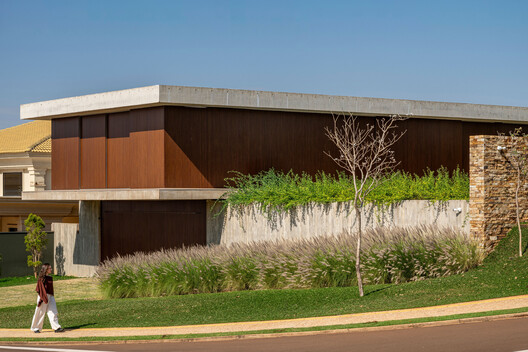 Swing House / lb+mr - Image 8 of 32