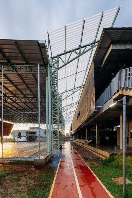 Pequeno Príncipe School Court / Ricardo Gusmão Arquitetos - Image 4 of 16