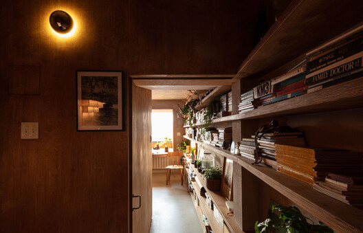 Chamber of Mountain Cave / Chaoffice Chamber of Mountain Cave / Chaoffice - Interior Photography, Wood, Shelving, Lighting