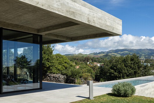 House CR / SO Arquitetura & Design - Image 2 of 46