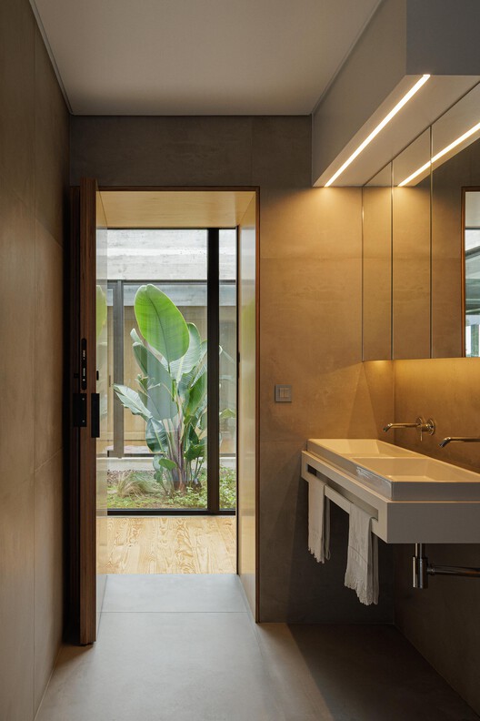 House CR / SO Arquitetura & Design - Image 28 of 46