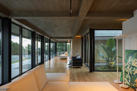 House CR / SO Arquitetura & Design - Interior Photography, Wood, Door, Beam