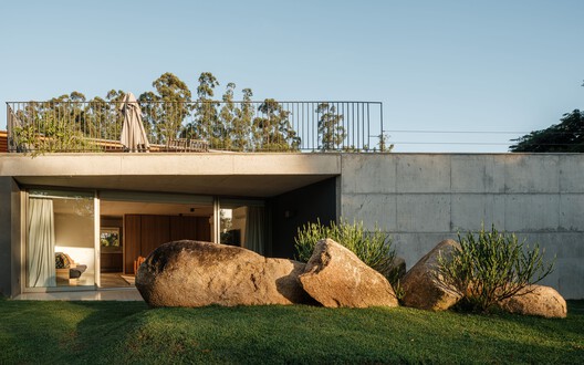 Itupeva House / UNA MUNIZVIEGAS Itupeva House / UNA MUNIZVIEGAS - Image 10 of 26