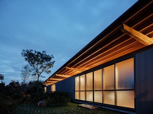 Itupeva House / UNA MUNIZVIEGAS Itupeva House / UNA MUNIZVIEGAS - Exterior Photography