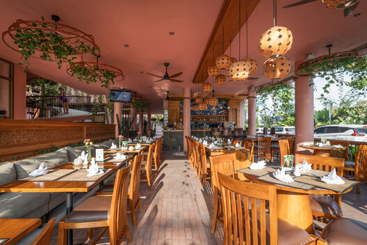 The Luc Lifestyle / Atelier Generations Vasudeva Design - Interior Photography, Dining room, Table, Chair