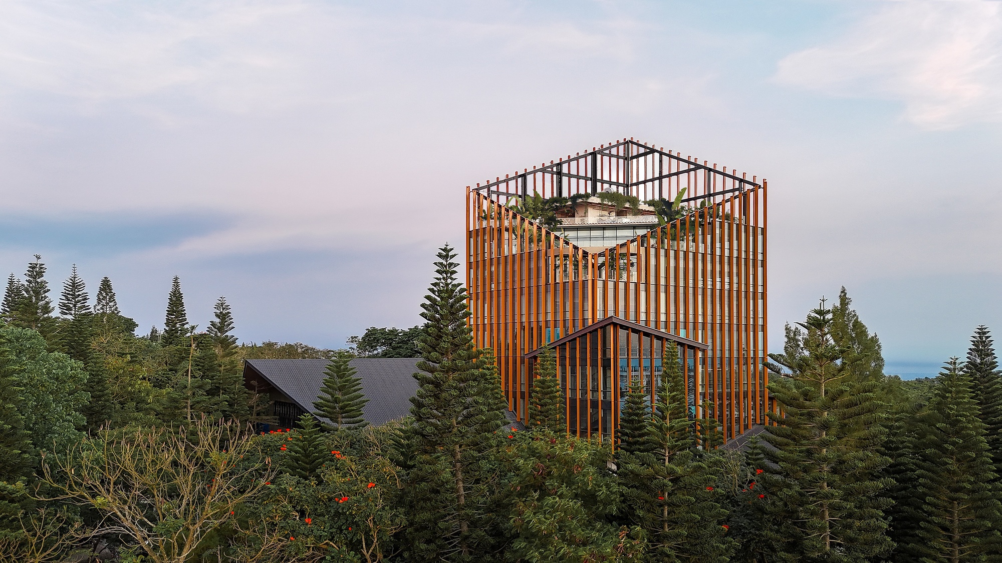 Systems' Hack and RAMSA's Palmer Memorial Institute Plan: This Week's Review