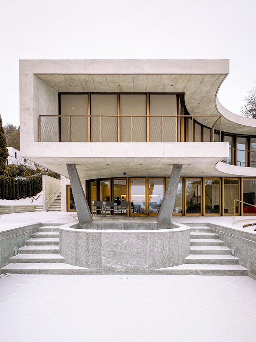 Winkelhaus / estudio kmmk - Exterior Photography, Stairs, Concrete, Column