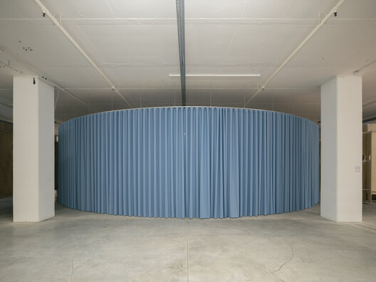 Garage Encounters / BUREAU (Daniel Zamarbide, Carine Pimenta, Galliane Zamarbide) Garage Encounters / BUREAU (Daniel Zamarbide, Carine Pimenta, Galliane Zamarbide) - Image 9 of 14